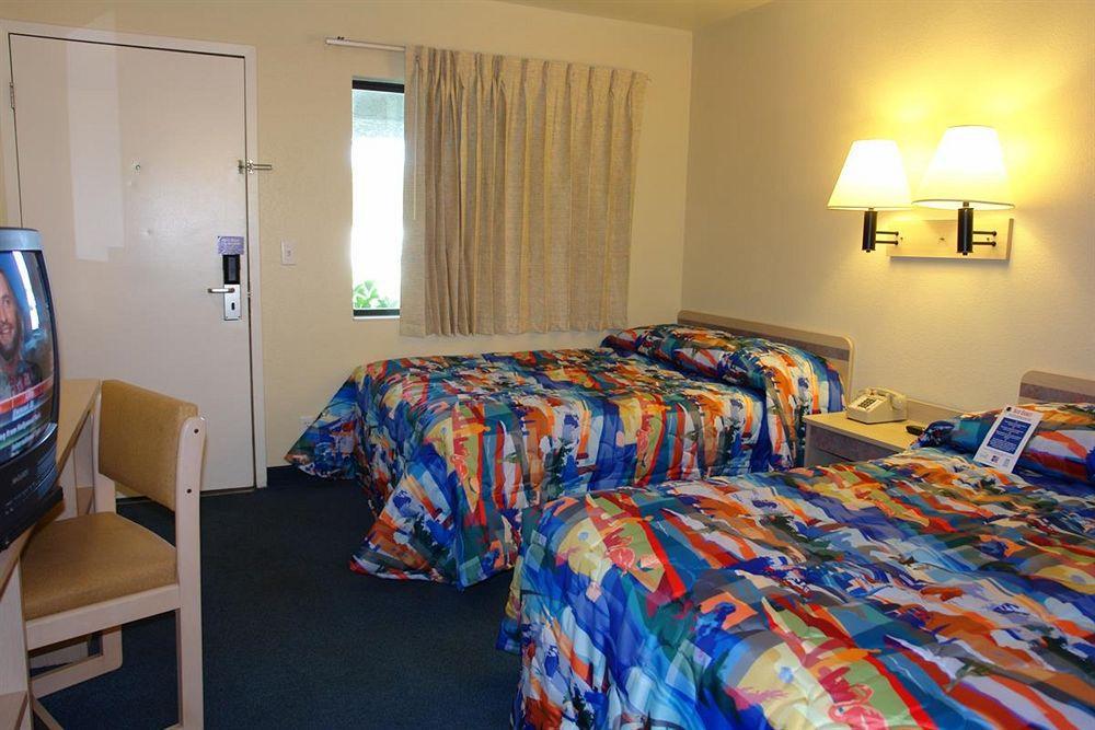 Motel 6-Palm Springs, Ca - Downtown Ngoại thất bức ảnh