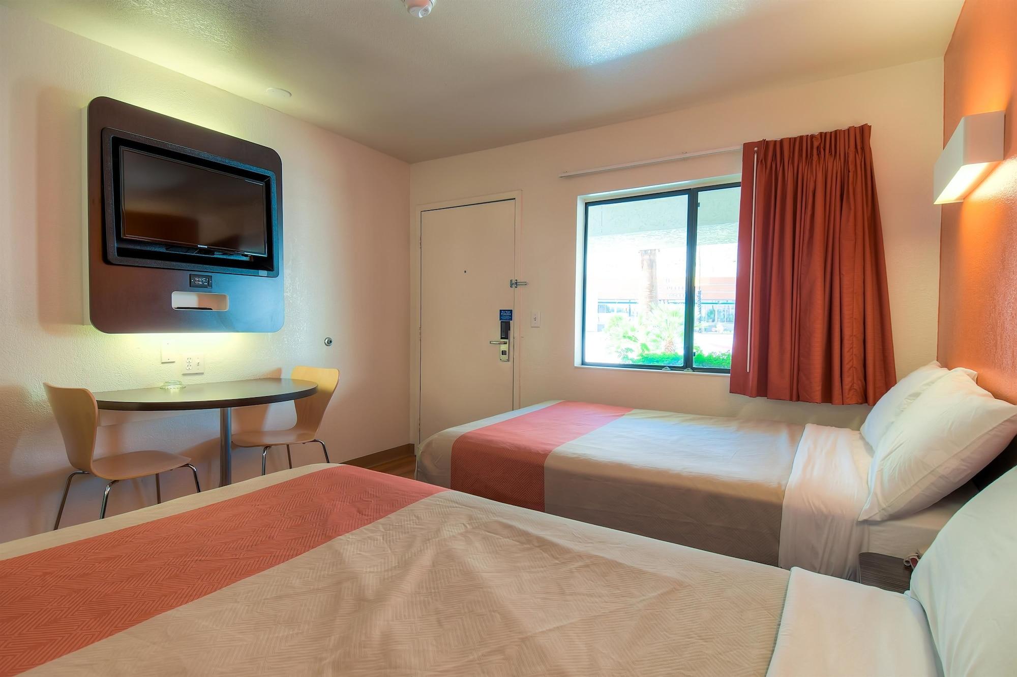 Motel 6-Palm Springs, Ca - Downtown Ngoại thất bức ảnh