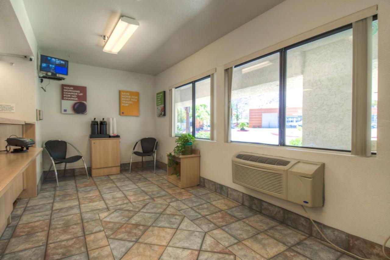 Motel 6-Palm Springs, Ca - Downtown Ngoại thất bức ảnh