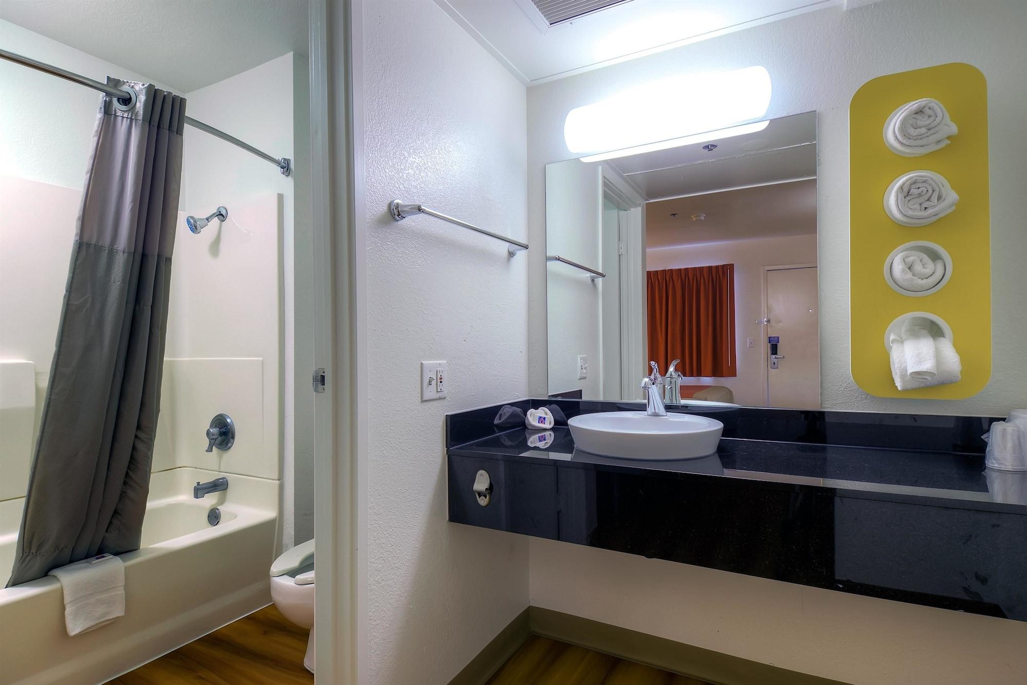 Motel 6-Palm Springs, Ca - Downtown Ngoại thất bức ảnh
